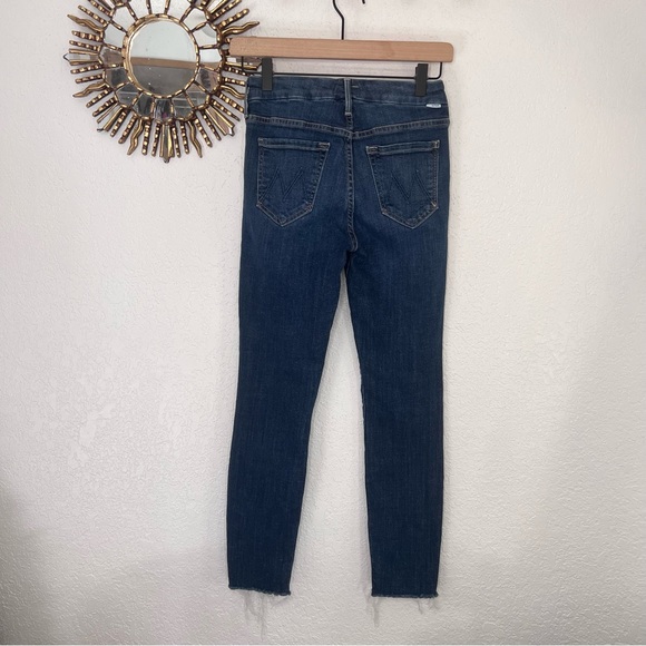 Mother Looked Ankle Fray Girl Crush Jeans size 25 - Picture 10 of 16